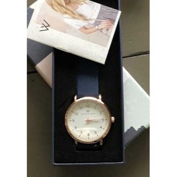 New 19 Options - Maxi Numbers Watch, Silicone Band  display picture 1